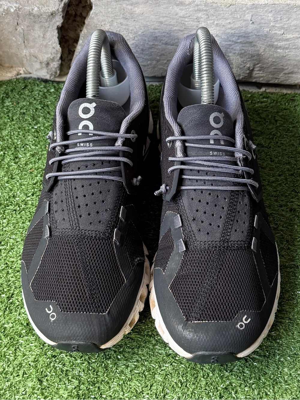 On Cloud 5 Black Lace Up Women’s Sneakers - Picture 3 of 11